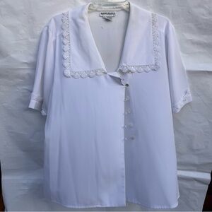 Kelly Scott // vintage white oversized collar button down top size 12